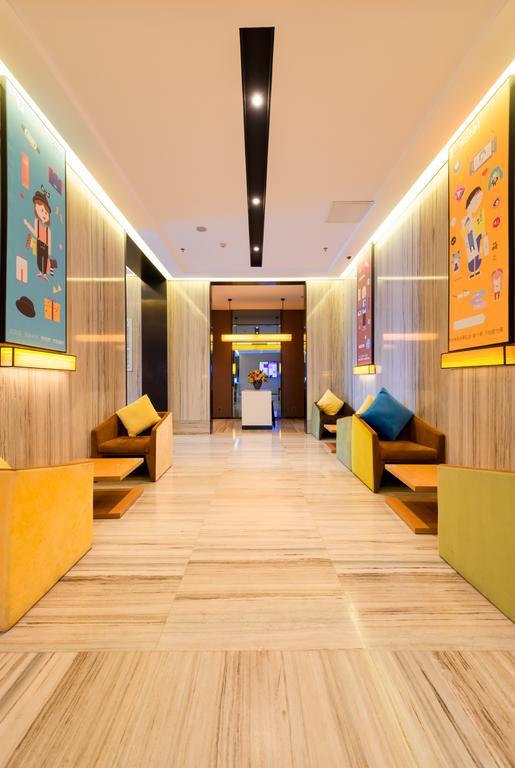 Iu Hotel Chongzhou Qinhe Square エクステリア 写真